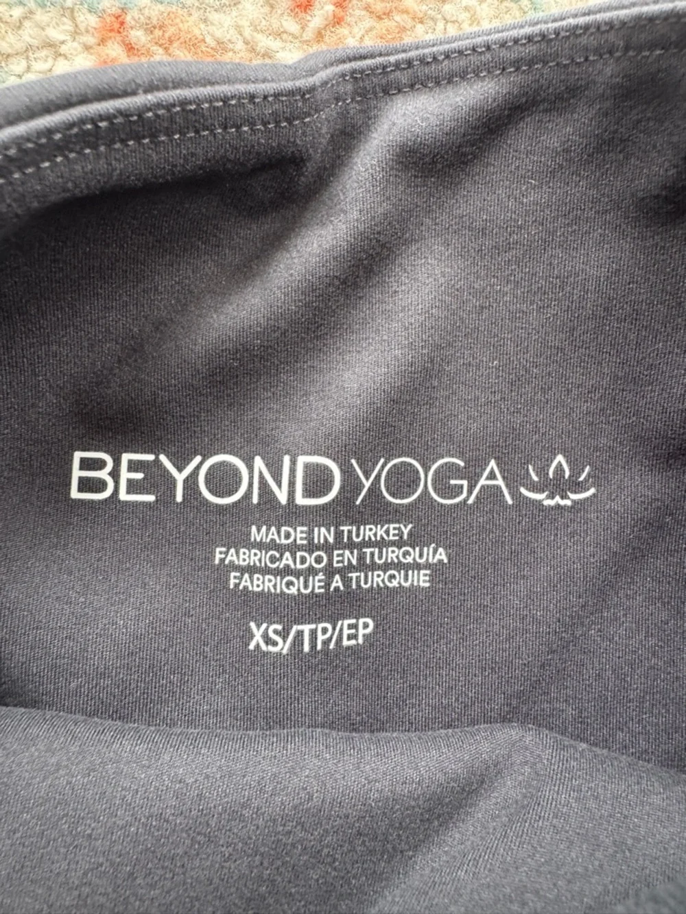 Beyond Yoga NWT Powerbeyond Strive Pocket Leggings
Size XS - Picture 4 of 8